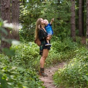 Meet your Posher, Pétra